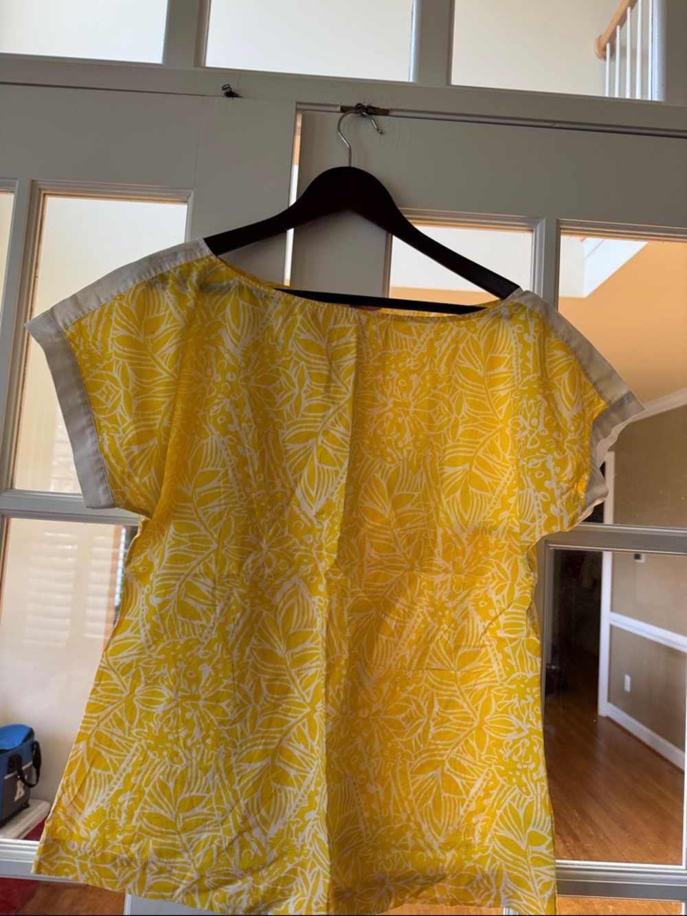 Lilly Pulitzer Yellow and White Floral Top